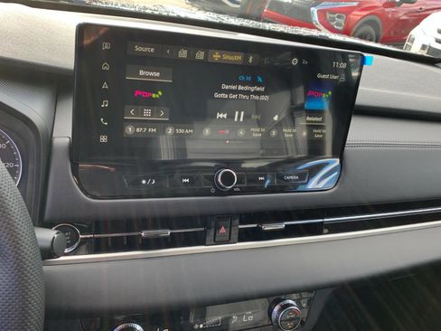 New 2025 Mitsubishi Outlander SE image 16