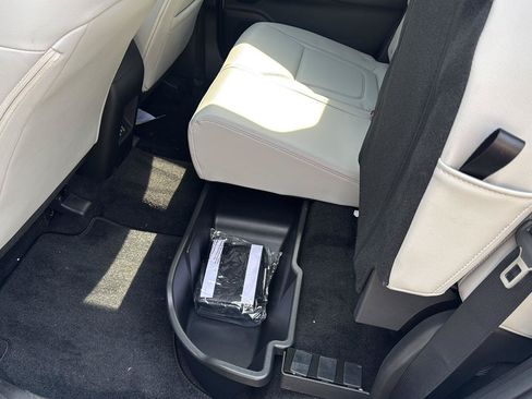Certified 2026 Hyundai Santa Cruz SEL FWD image 47