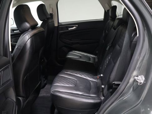 Used 2024 Ford Edge Titanium w/ Equipment Group 301A image 18