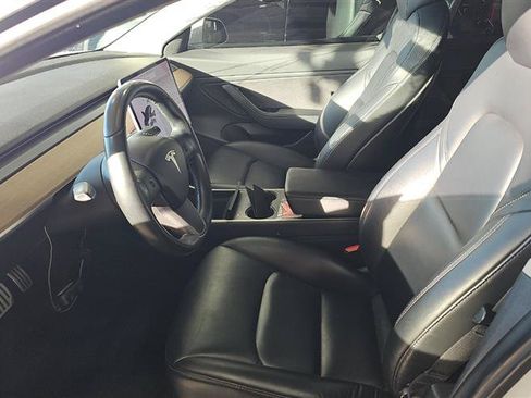 Used 2018 Tesla Model 3 Long Range AWD/4WD image 6