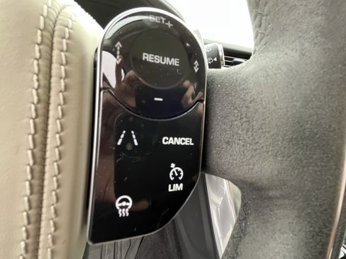 Used 2021 Land Rover Range Rover Sport HST image 20