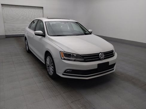 Used 2016 Volkswagen Jetta SEL FWD image 13