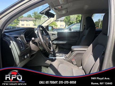 Used 2018 Chevrolet Colorado LT w/ LT Convenience Package AWD/4WD image 11