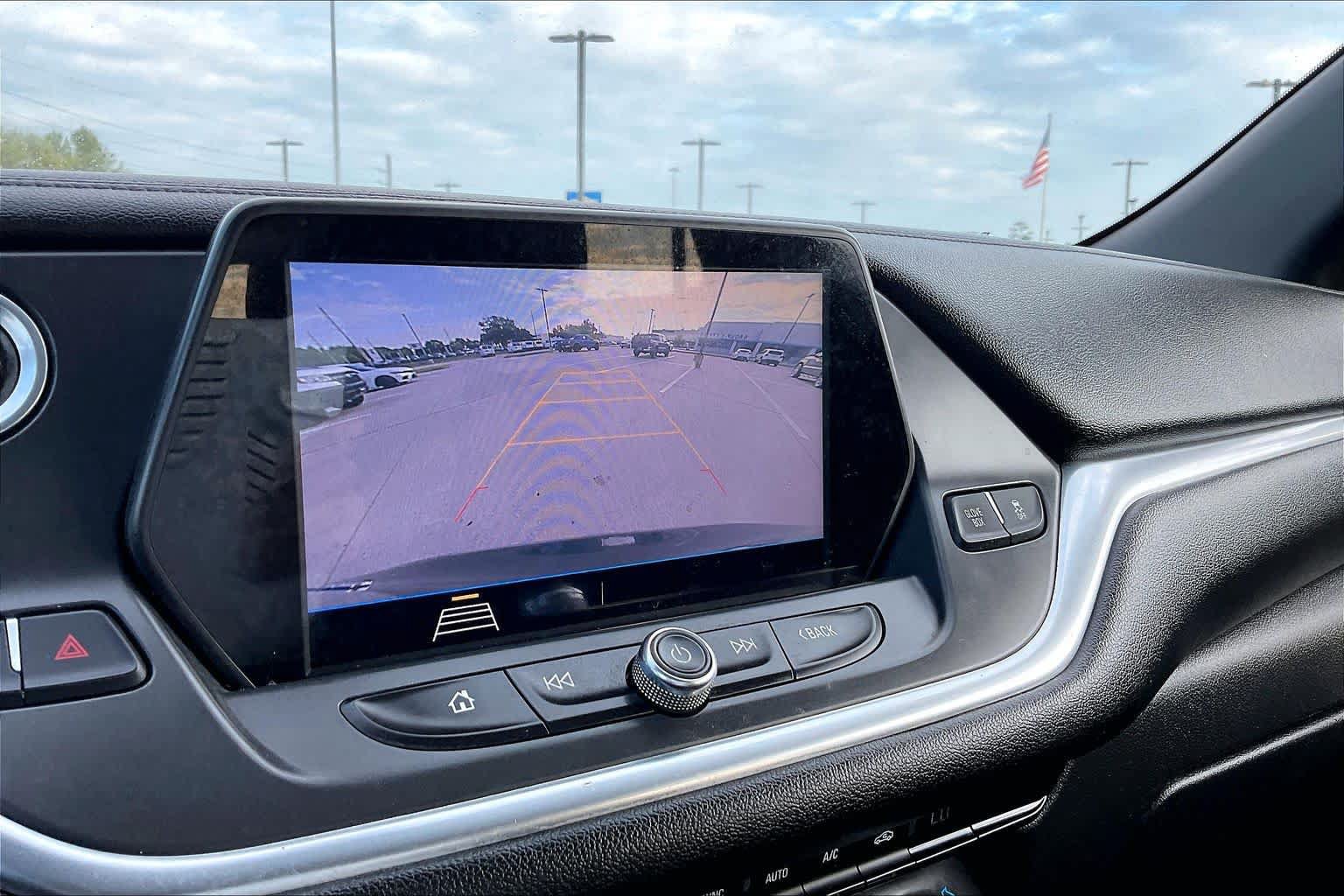 Used 2020 Chevrolet Blazer LT FWD image 28
