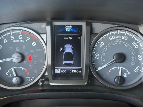 Certified 2021 Toyota Tacoma TRD Off-Road w/ Technology Package image 25