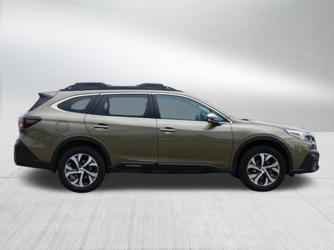 Used 2020 Subaru Outback Touring w/ Popular Package #2 AWD/4WD image 8