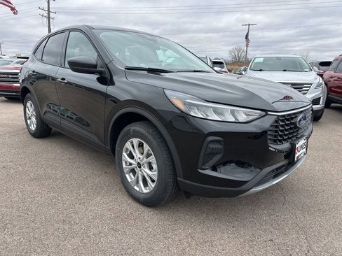 New 2026 Ford Escape Active image 2