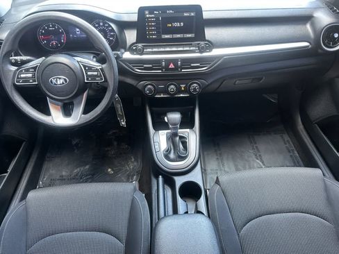 Used 2020 Kia Forte LXS FWD image 3