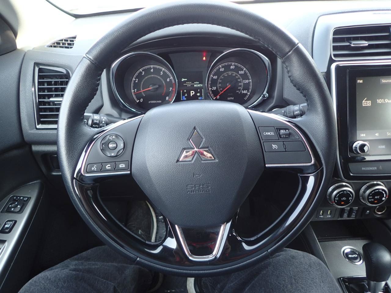 Used 2021 Mitsubishi Outlander Sport ES AWD/4WD image 14