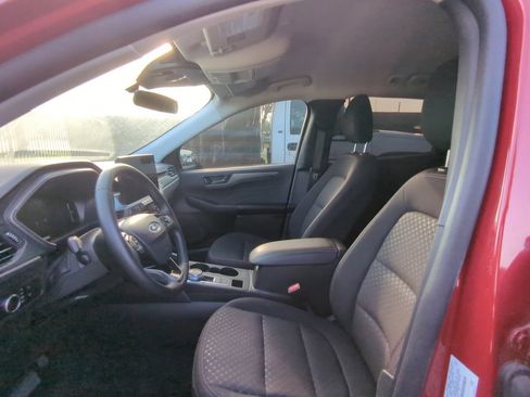 Used 2025 Ford Escape Active w/ Tech Pack #1 FWD image 6