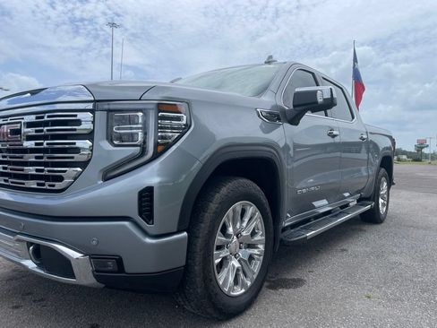 Used 2024 GMC Sierra 1500 Denali w/ Technology Package AWD/4WD image 10