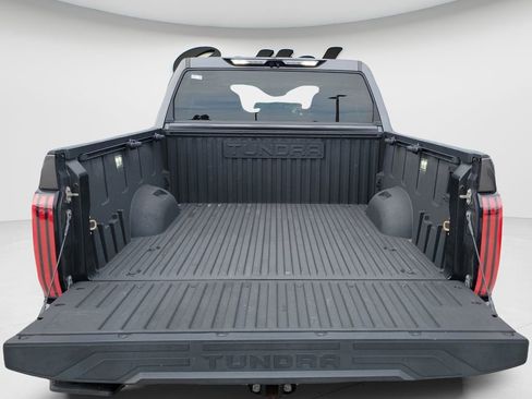 Used 2024 Toyota Tundra Limited AWD/4WD image 11