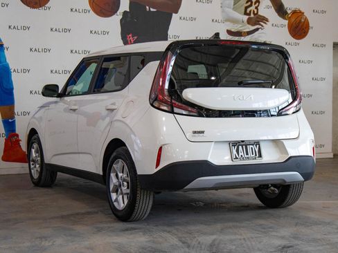 Used 2025 Kia Soul S image 21