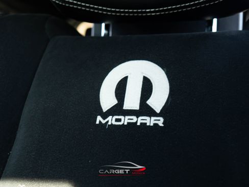 Used 2018 Dodge Durango SRT w/ SRT Interior Appearance Group image 26