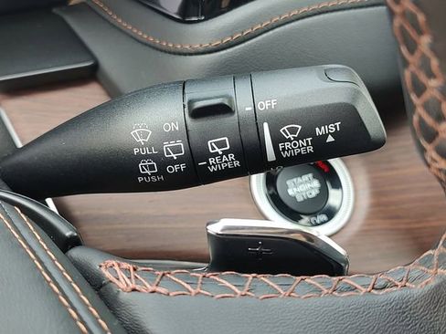 Used 2023 Jeep Grand Cherokee L Summit w/ Advanced Protech Group IV AWD/4WD image 23