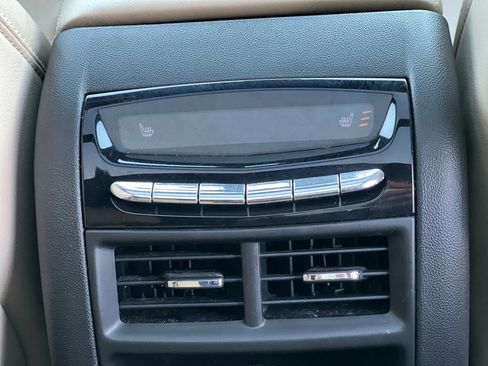 Used 2018 Cadillac XT5 Luxury w/ Driver Awareness Package image 24