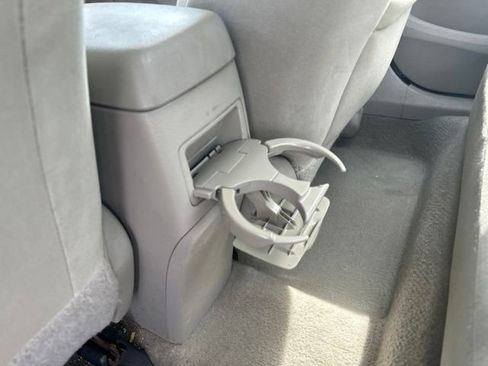 Used 2012 Toyota Corolla LE FWD image 19