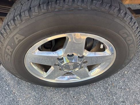 Used 2013 GMC Sierra 2500 SLE w/ SLE Preferred Package image 18