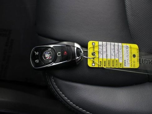Used 2023 Buick Enclave Essence w/ Experience Buick Package image 7