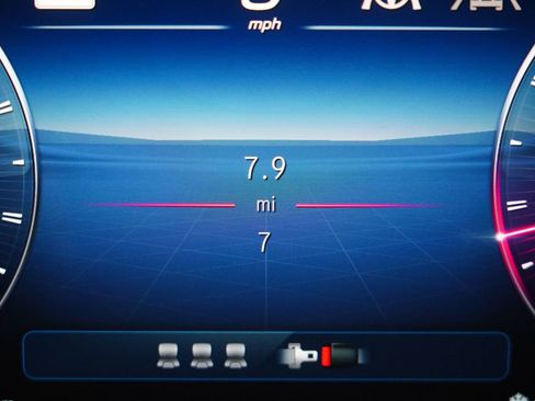 New 2026 Mercedes-Benz GLC 43 AMG 4MATIC image 25