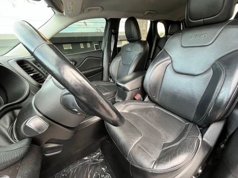 Used 2021 Jeep Cherokee Latitude Lux image 18