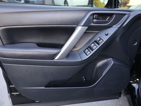 Used 2016 Subaru Forester 2.5i Premium w/ All-Weather Package image 9