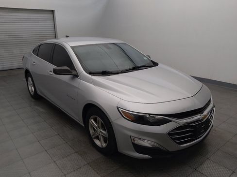 Used 2022 Chevrolet Malibu LS FWD image 13