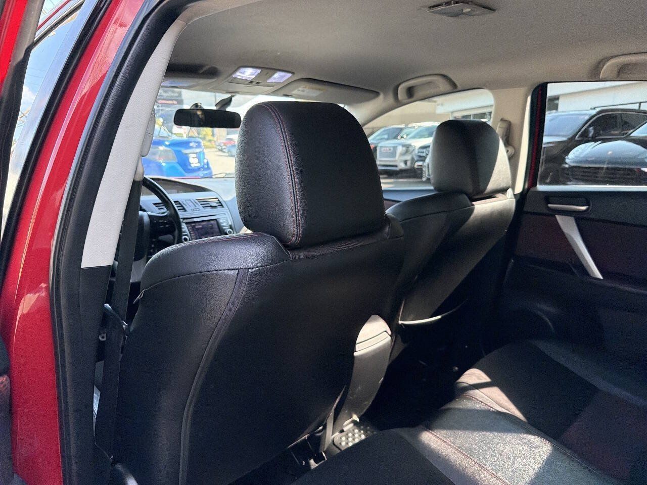 Used 2013 MAZDA MAZDA3 Touring w/ Mazdaspeed Tech Pkg FWD image 24