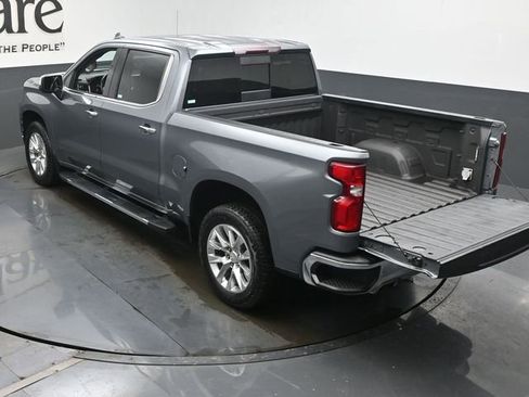 Used 2021 Chevrolet Silverado 1500 LTZ image 38