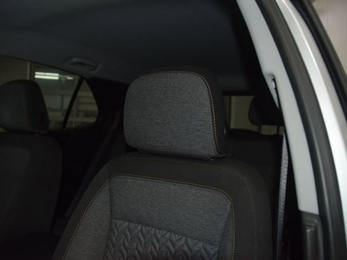 Used 2022 Chevrolet Equinox LT FWD image 39