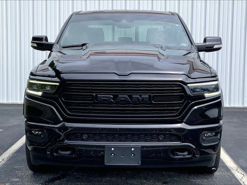 Used 2022 RAM 1500 Limited w/ Night Edition AWD/4WD image 3