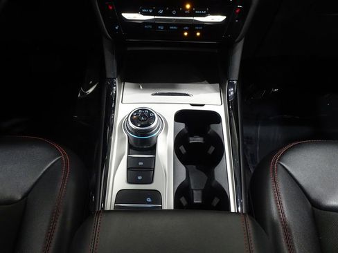 Used 2022 Ford Explorer ST-Line w/ Class IV Trailer Tow Package image 35