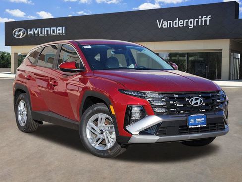 New 2026 Hyundai Tucson SE image 1