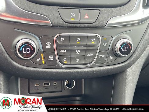 Certified 2024 Chevrolet Equinox LT FWD image 22