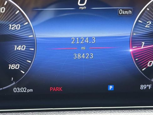 Used 2025 Mercedes-Benz GLA 250 image 27