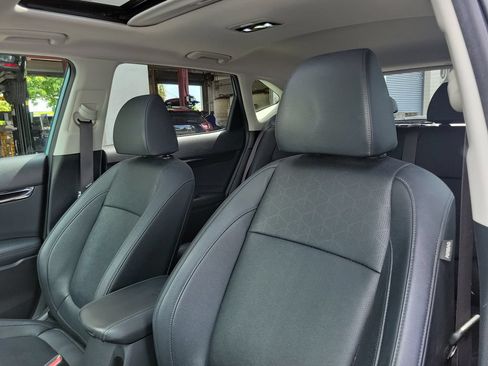 Certified 2024 Kia Seltos EX AWD/4WD image 17