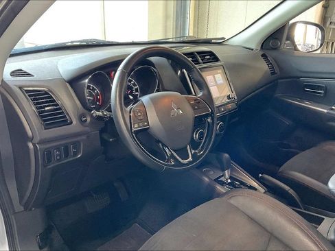 Used 2022 Mitsubishi Outlander Sport SE FWD image 4