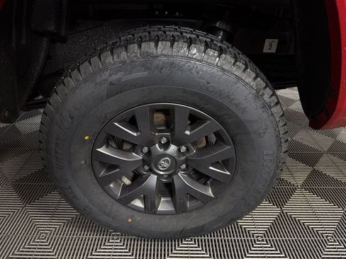 Used 2023 Toyota Tacoma SR5 AWD/4WD image 12