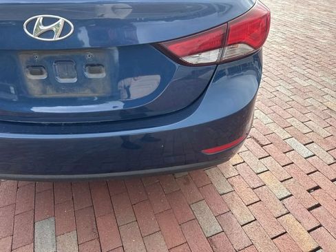 Used 2016 Hyundai Elantra SE FWD image 12