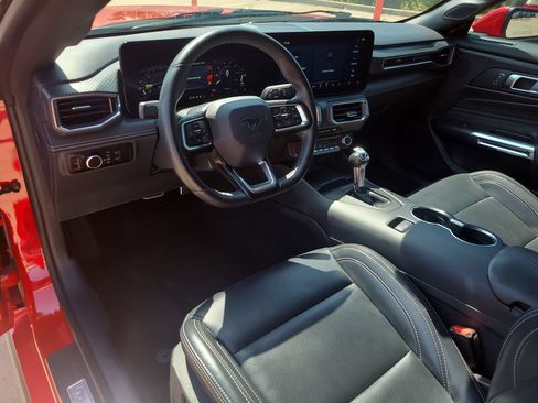 Used 2024 Ford Mustang Premium RWD image 8