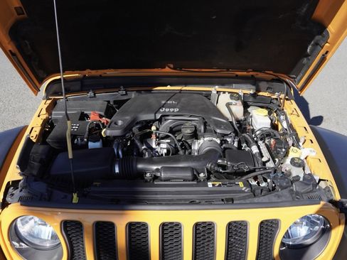 Used 2021 Jeep Wrangler Unlimited Rubicon image 31