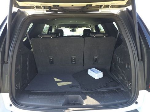 Used 2023 Chevrolet Tahoe LT w/ Luxury Package image 26