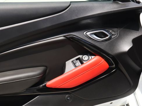 Used 2021 Chevrolet Camaro SS w/ Redline Edition RWD image 12