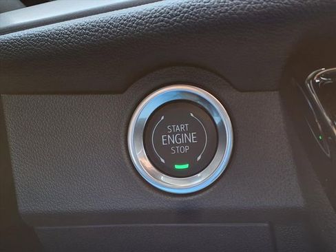 New 2026 Chevrolet Traverse LT w/ Driver Confidence Package image 21