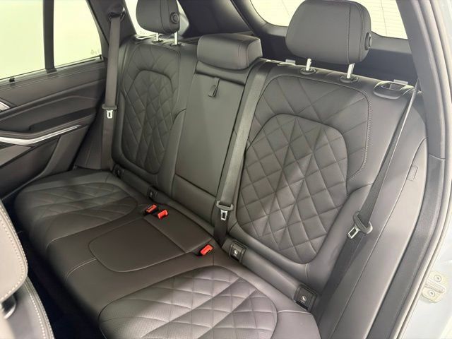 Certified 2024 BMW X5 xDrive40i w/ Executive Package AWD/4WD image 16