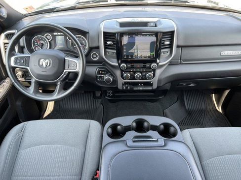 Used 2024 RAM 2500 Big Horn AWD/4WD image 3