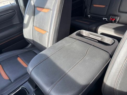 Used 2024 GMC Sierra 1500 AT4 w/ AT4 Premium Package image 29