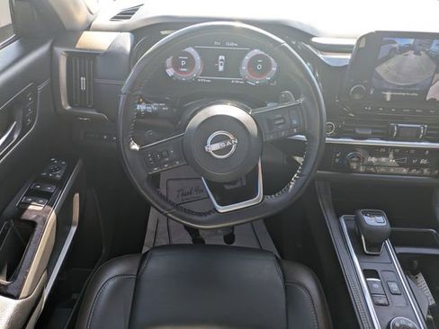 Used 2024 Nissan Pathfinder Platinum w/ Cargo Package image 13