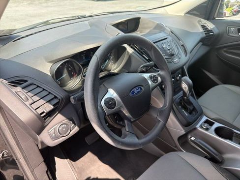 Used 2016 Ford Escape SE FWD image 15