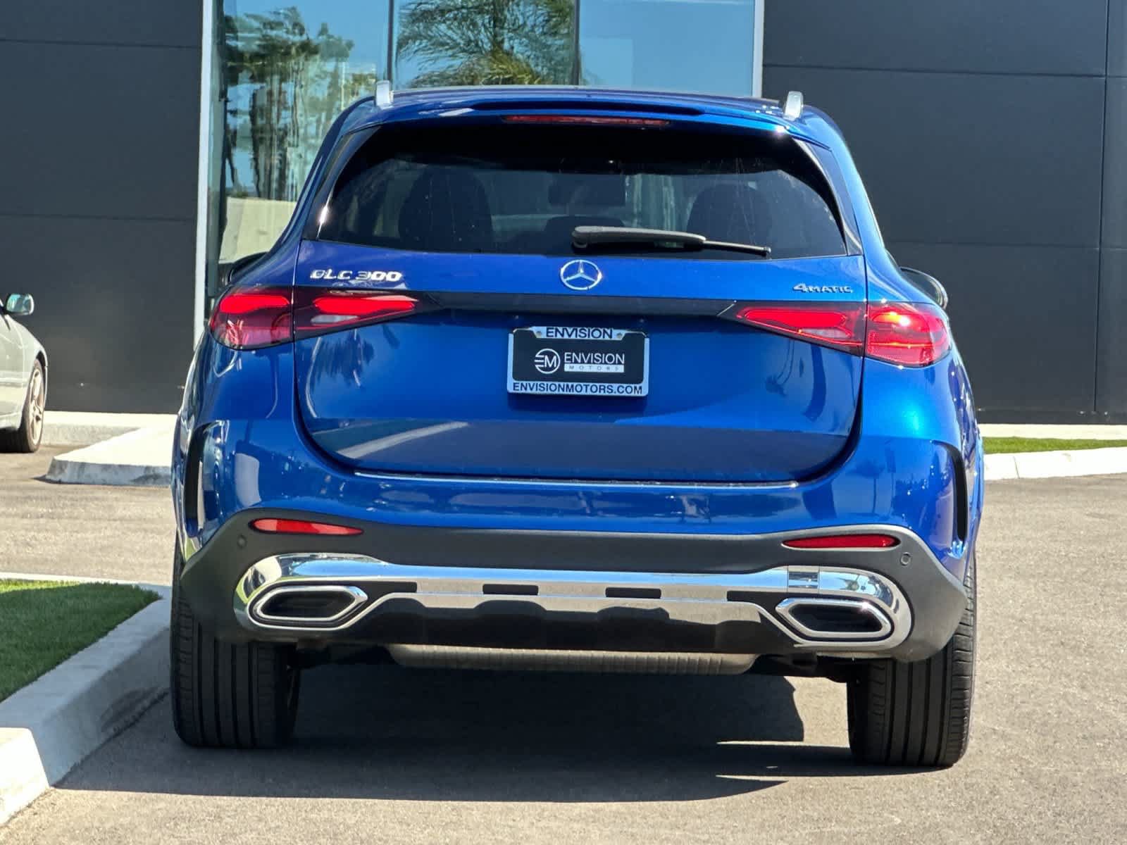 Used 2026 Mercedes-Benz GLC 300 4MATIC image 4